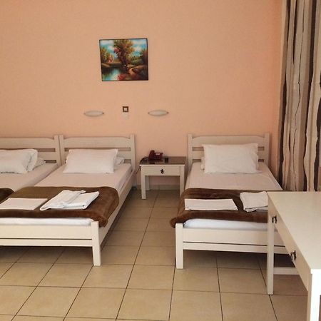 Isidora Hotel Agia Marina  Extérieur photo