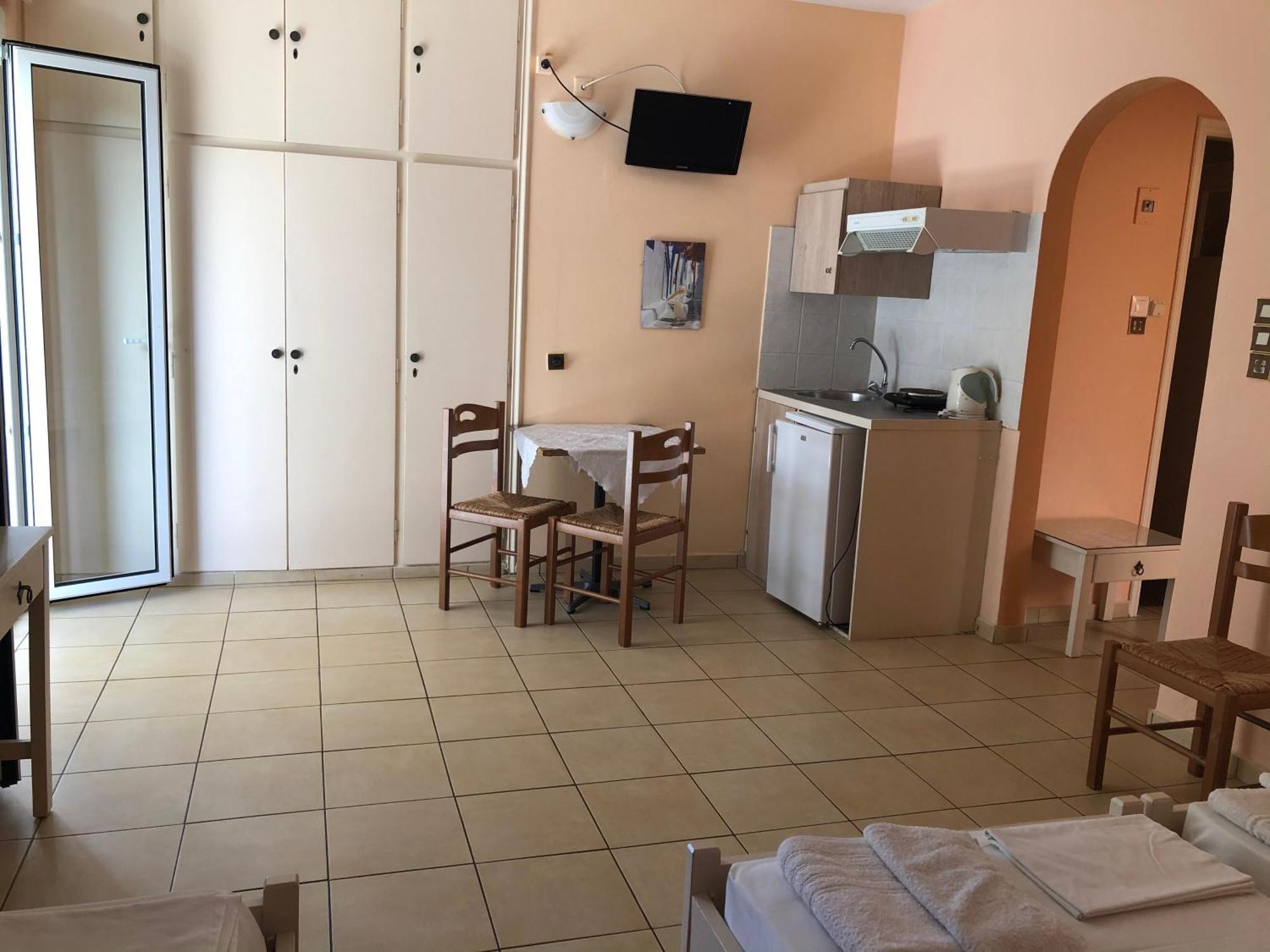 Isidora Hotel Agia Marina  Chambre photo