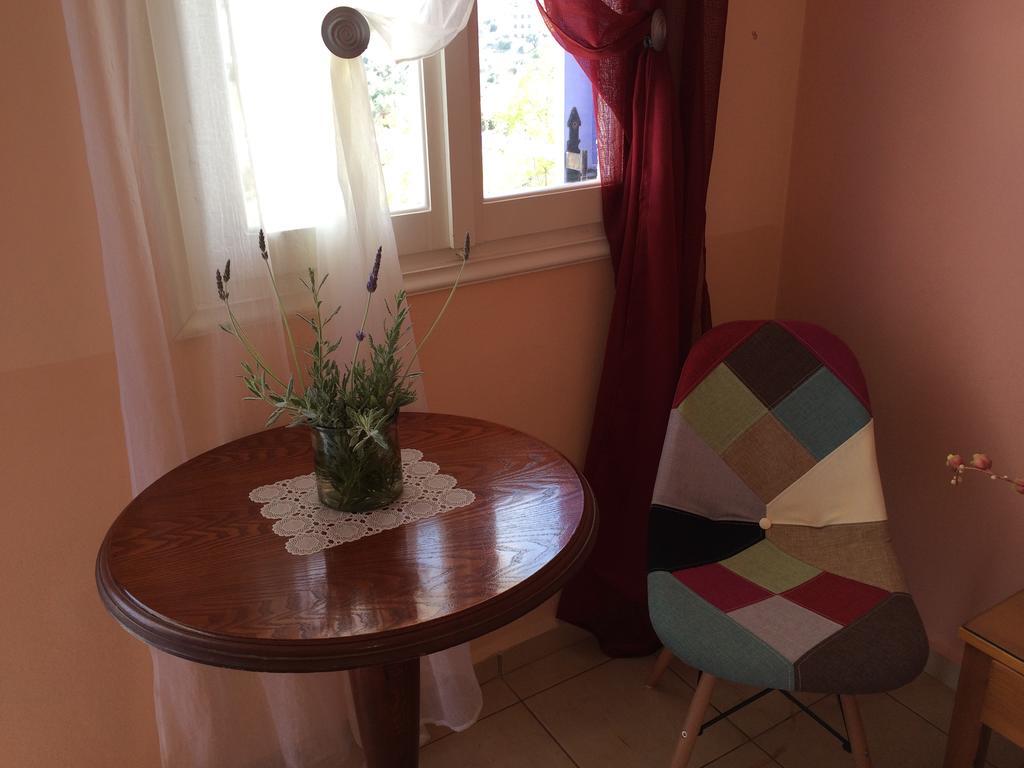 Isidora Hotel Agia Marina  Extérieur photo