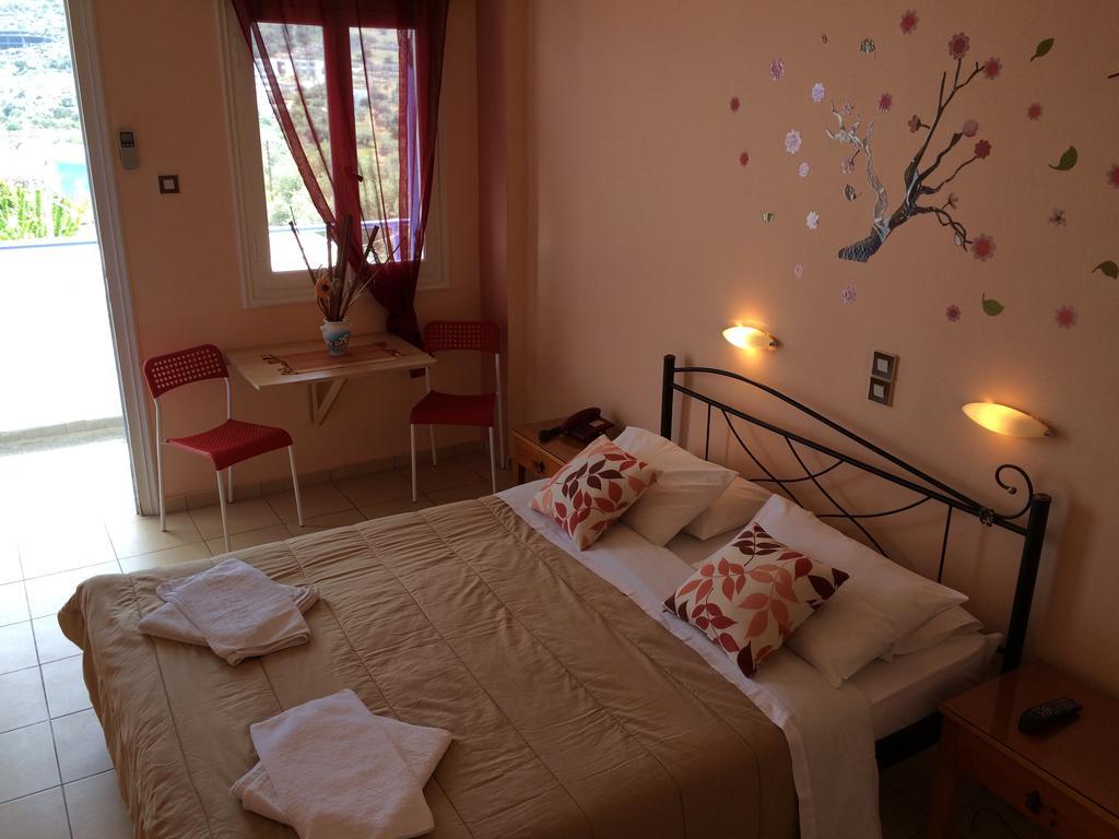 Isidora Hotel Agia Marina  Chambre photo