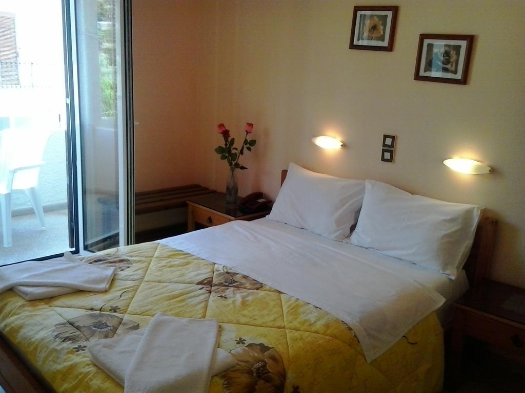 Isidora Hotel Agia Marina  Chambre photo