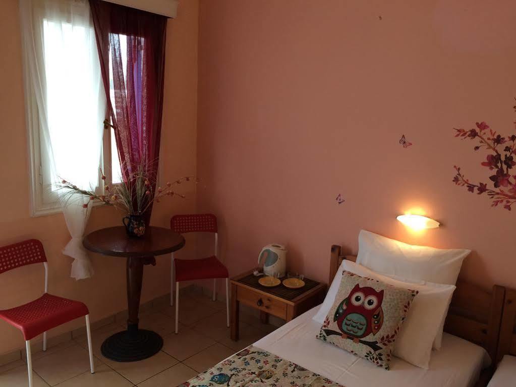 Isidora Hotel Agia Marina  Extérieur photo